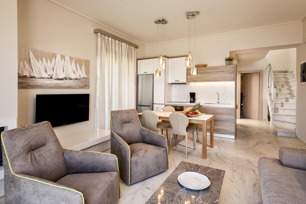 Eland Dream Villas คาลามากี ภายนอก รูปภาพ